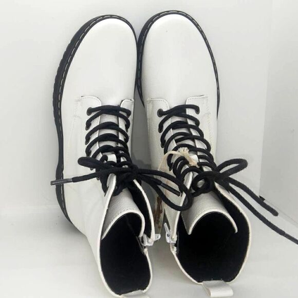 Sincerely
Jules NEW Designer Women's White Laceup/Zipper Combat Boots-sz. 8 1/2 - Picture 3 of 6
